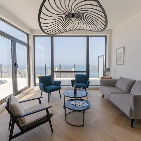 Ar Skol - Magnifique Duplex Face A La * Porspoder