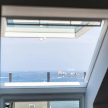 Ar Skol - Magnifique Duplex Face A La * Porspoder